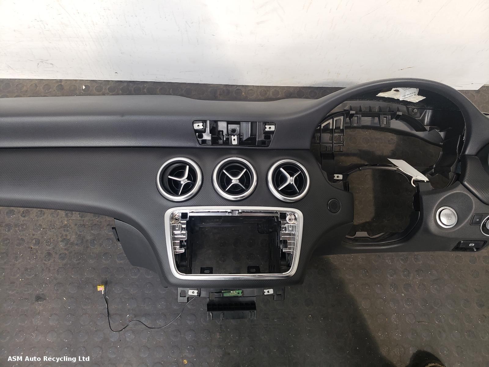 View Auto part Airbag Kit Mercedes A Class 2015