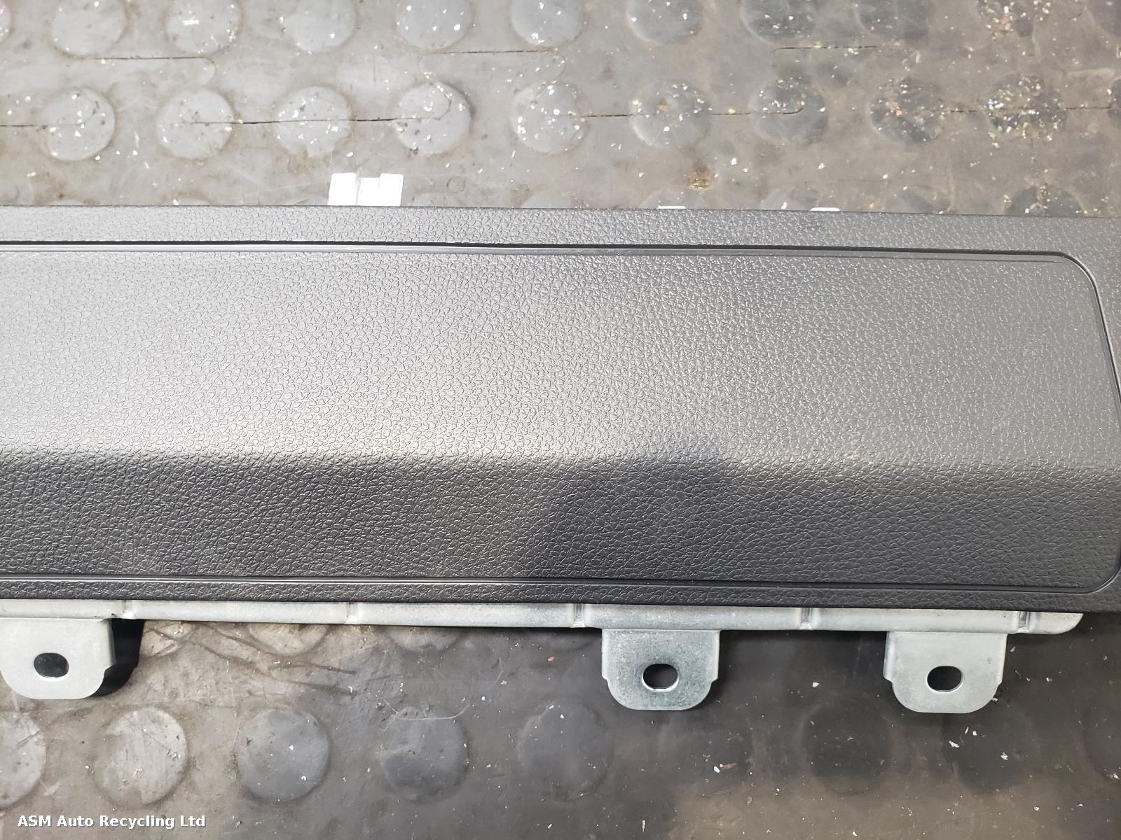 View Auto part Airbag Kit Mercedes A Class 2015