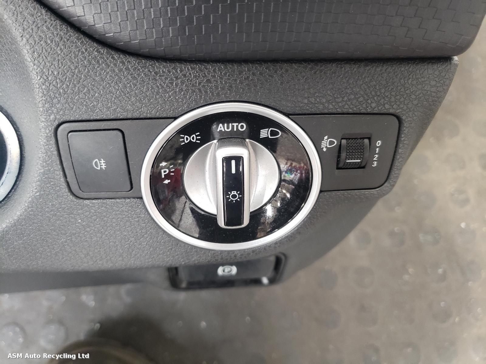 View Auto part Airbag Kit Mercedes A Class 2015