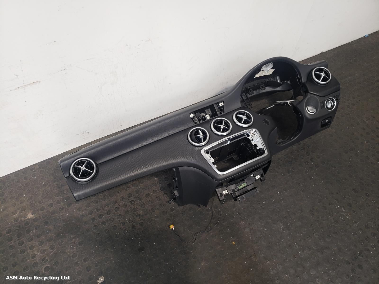 View Auto part Airbag Kit Mercedes A Class 2015