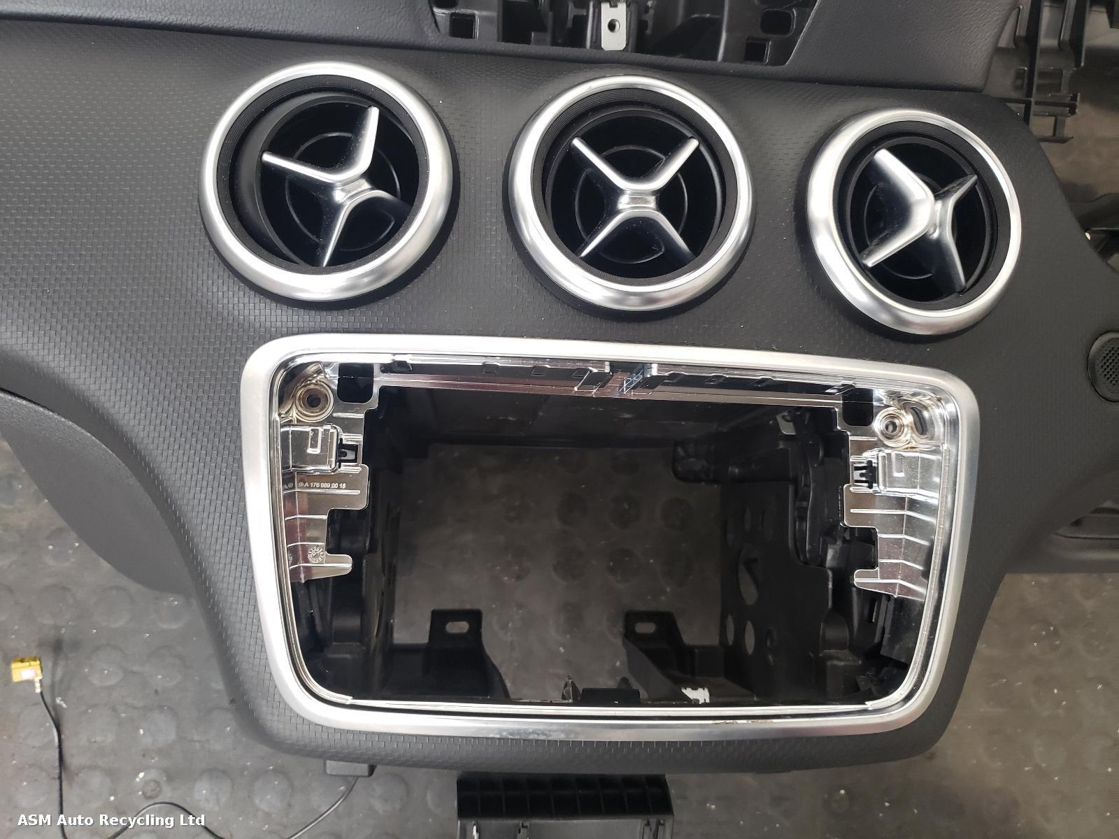 View Auto part Airbag Kit Mercedes A Class 2015