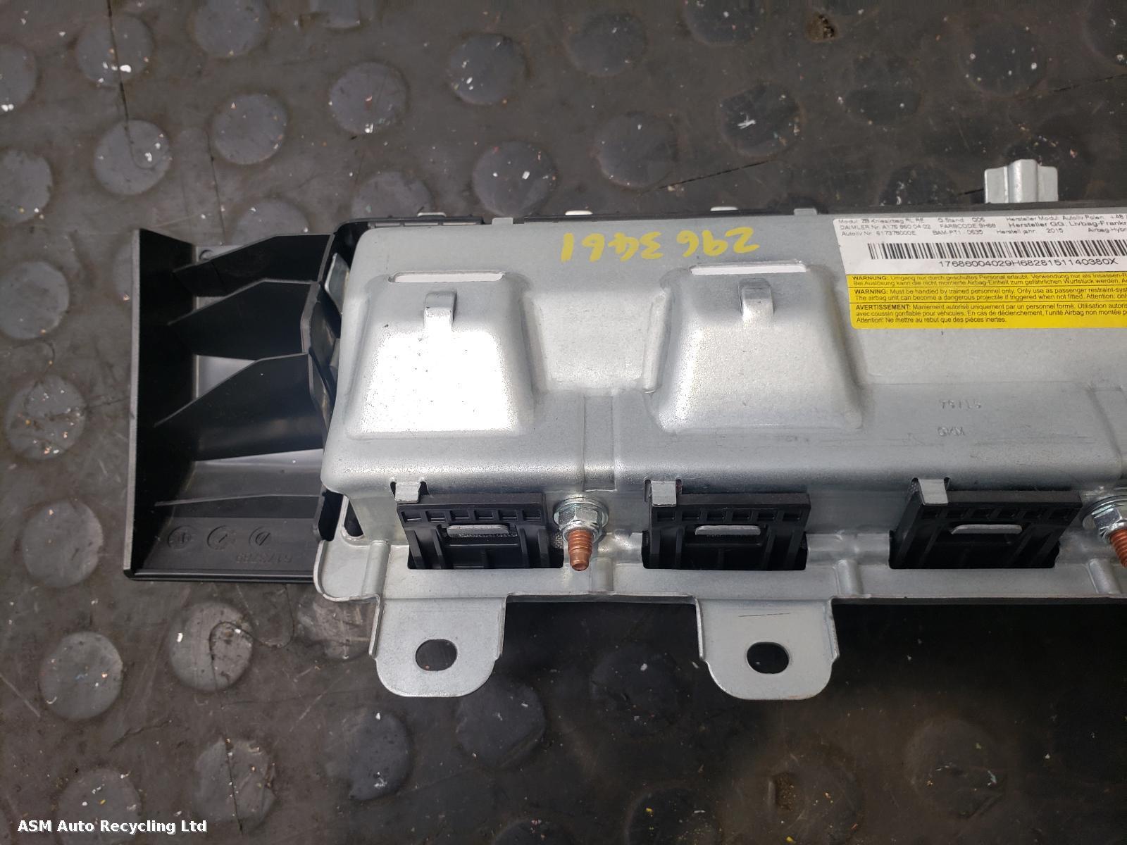 View Auto part Airbag Kit Mercedes A Class 2015