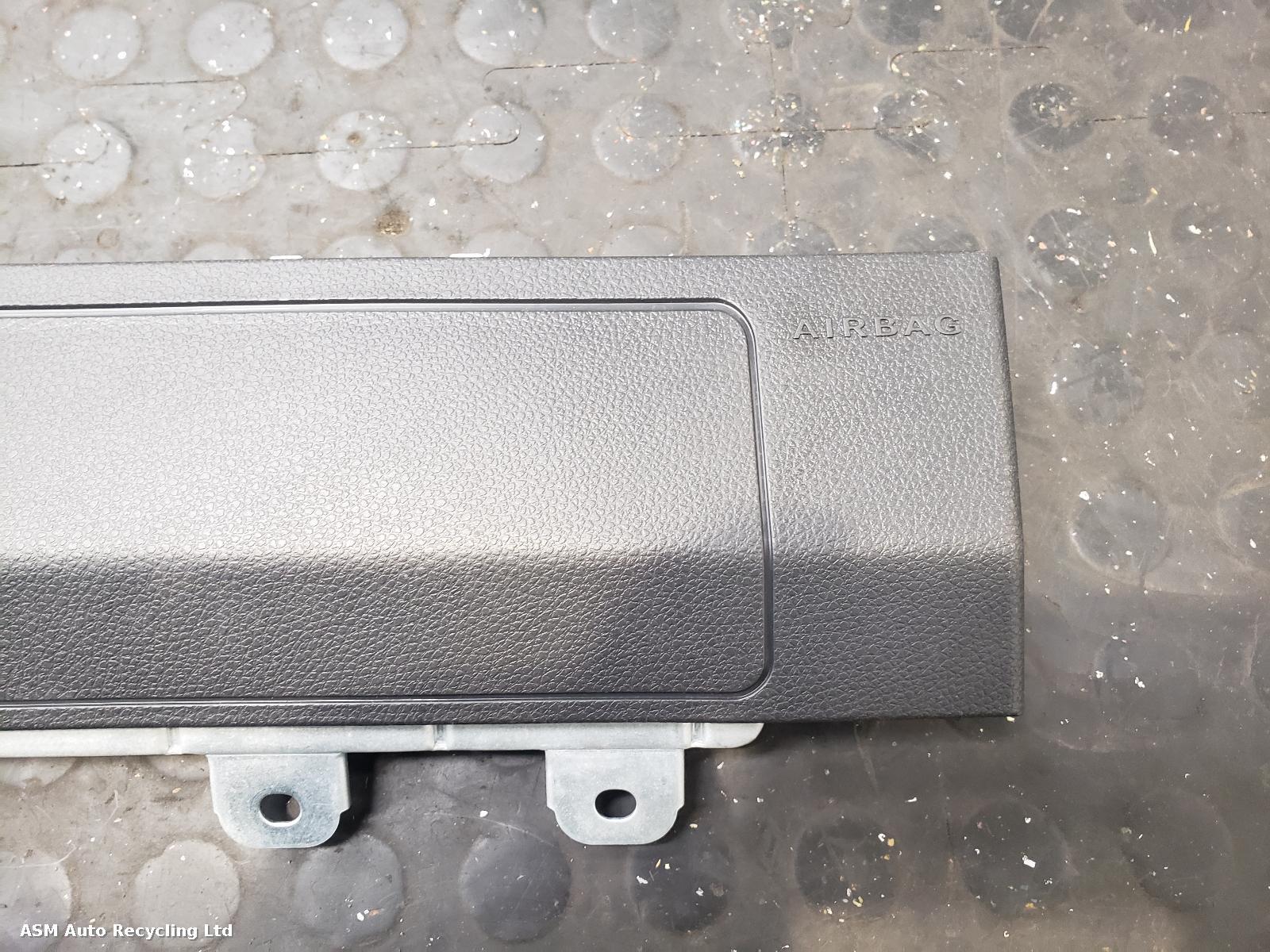 View Auto part Airbag Kit Mercedes A Class 2015