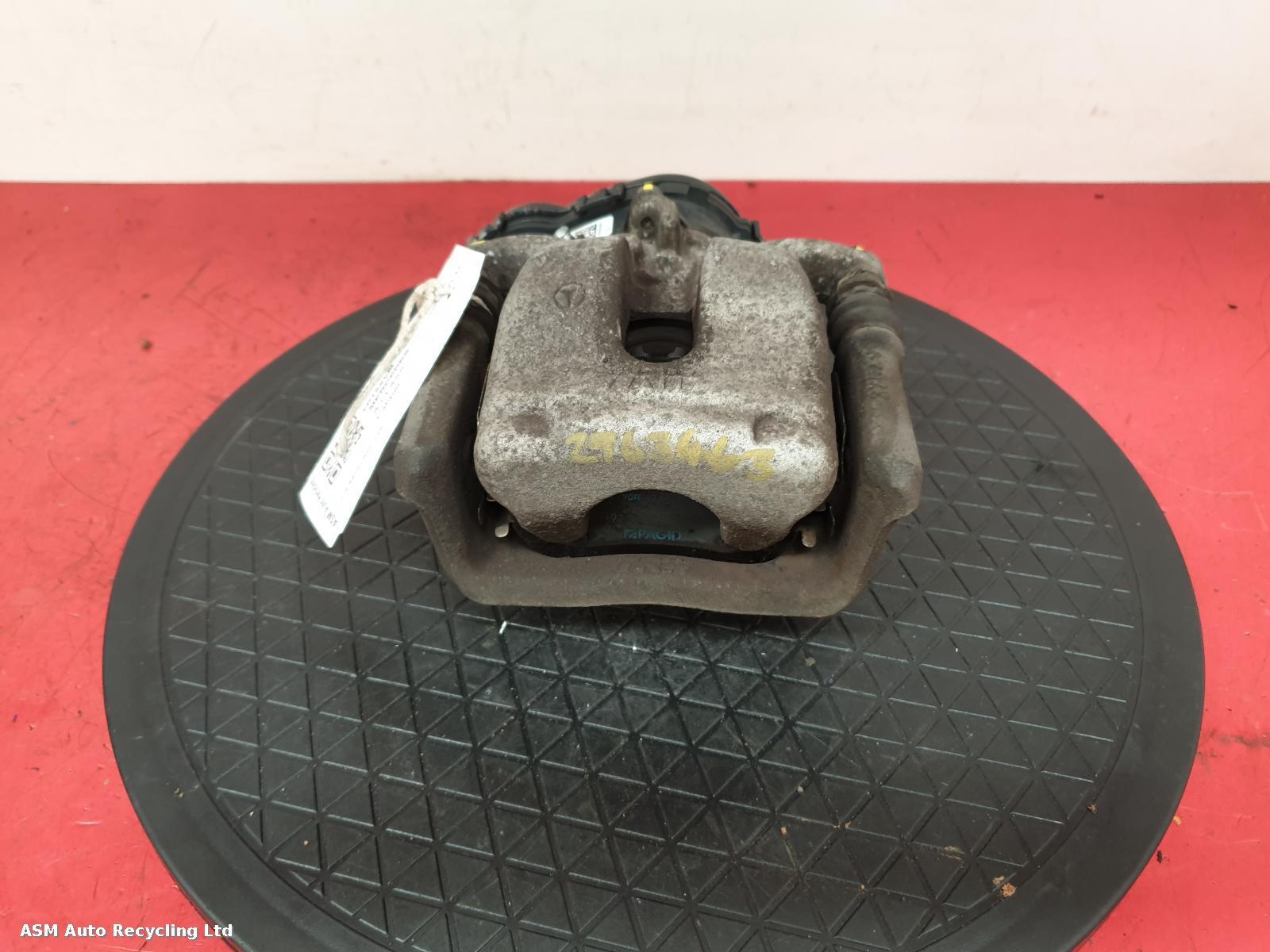 View Auto part Caliper Mercedes A Class 2015
