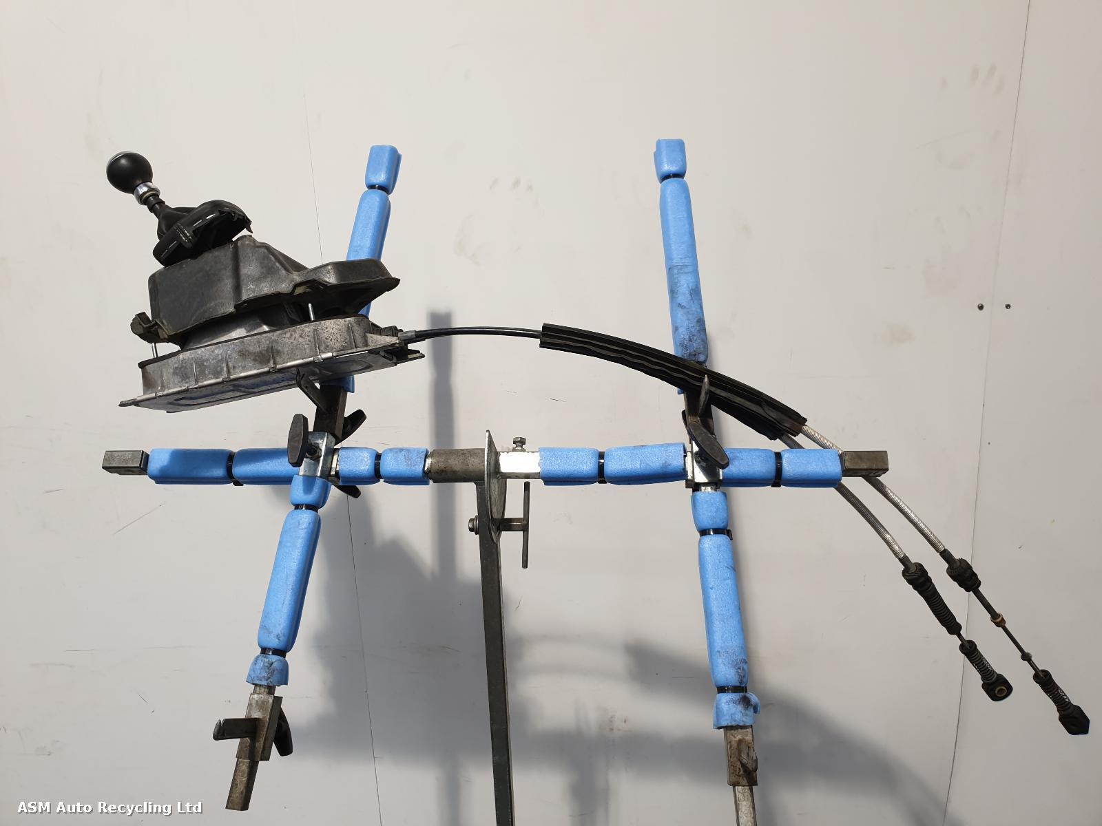 View Auto part Gear Stick/Shifter Audi A3 2010