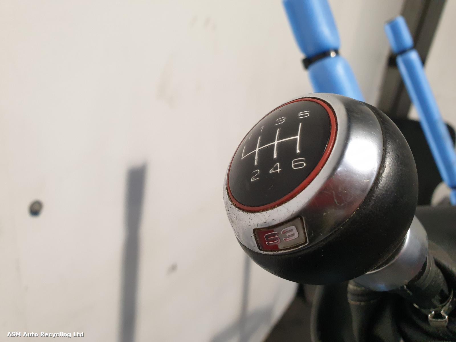 View Auto part Gear Stick/Shifter Audi A3 2010