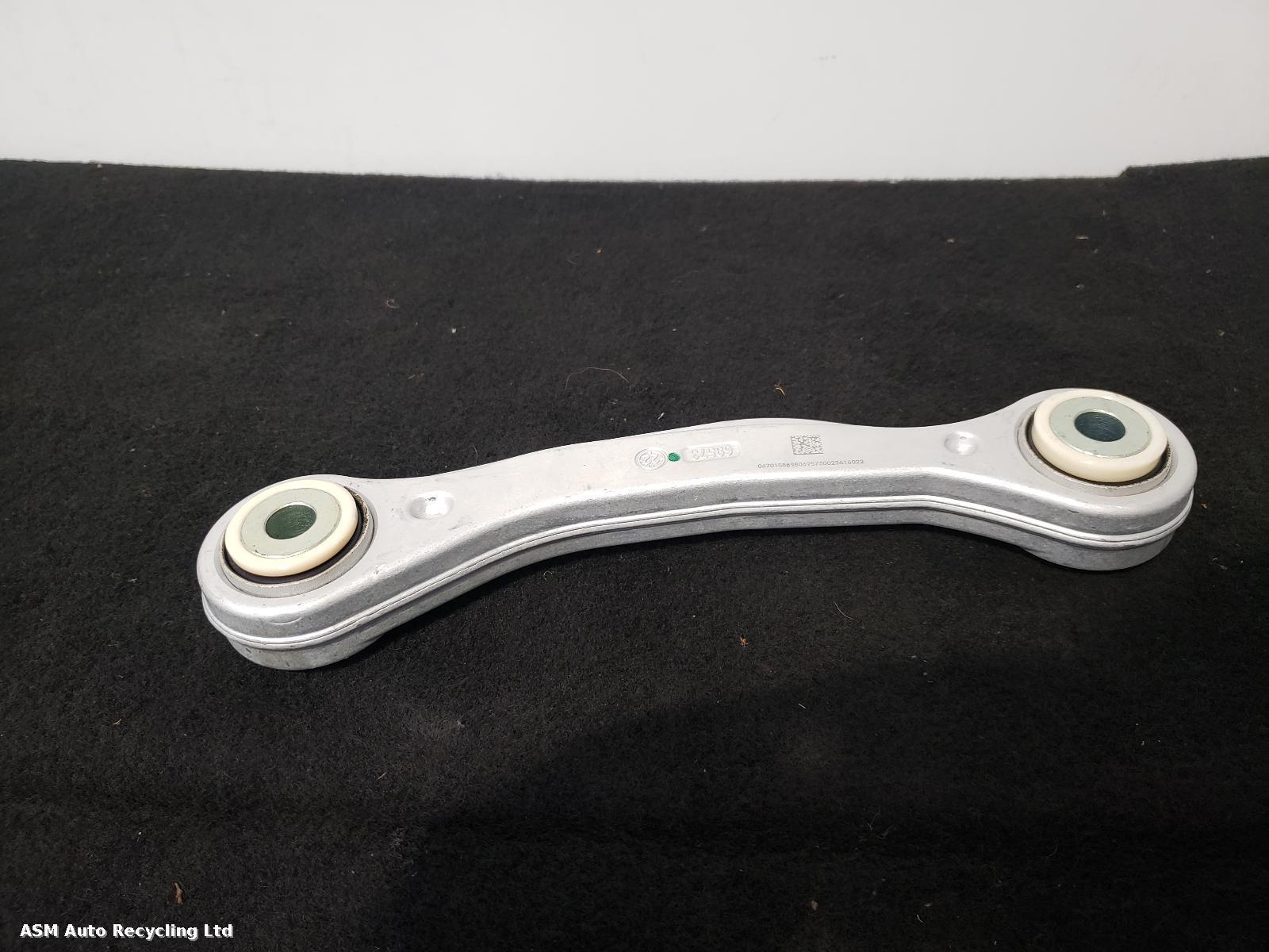 View Auto part Misc Maserati Ghibli 2015