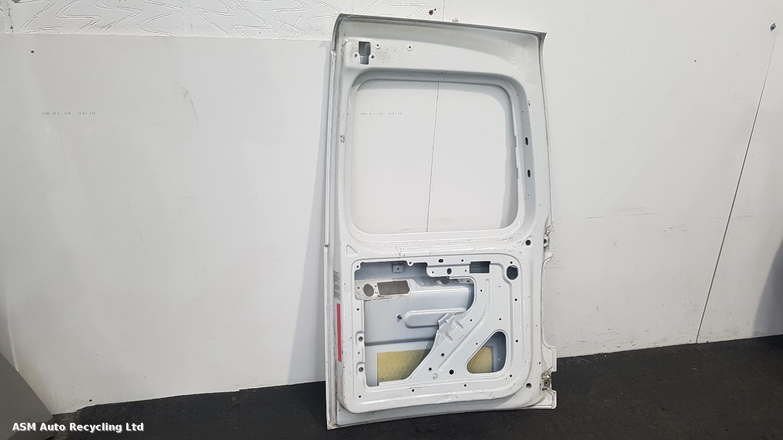 View Auto part L Rear Door Volkswagen Caddy 2011