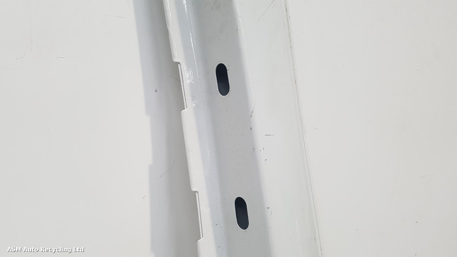 View Auto part L Rear Door Volkswagen Caddy 2011