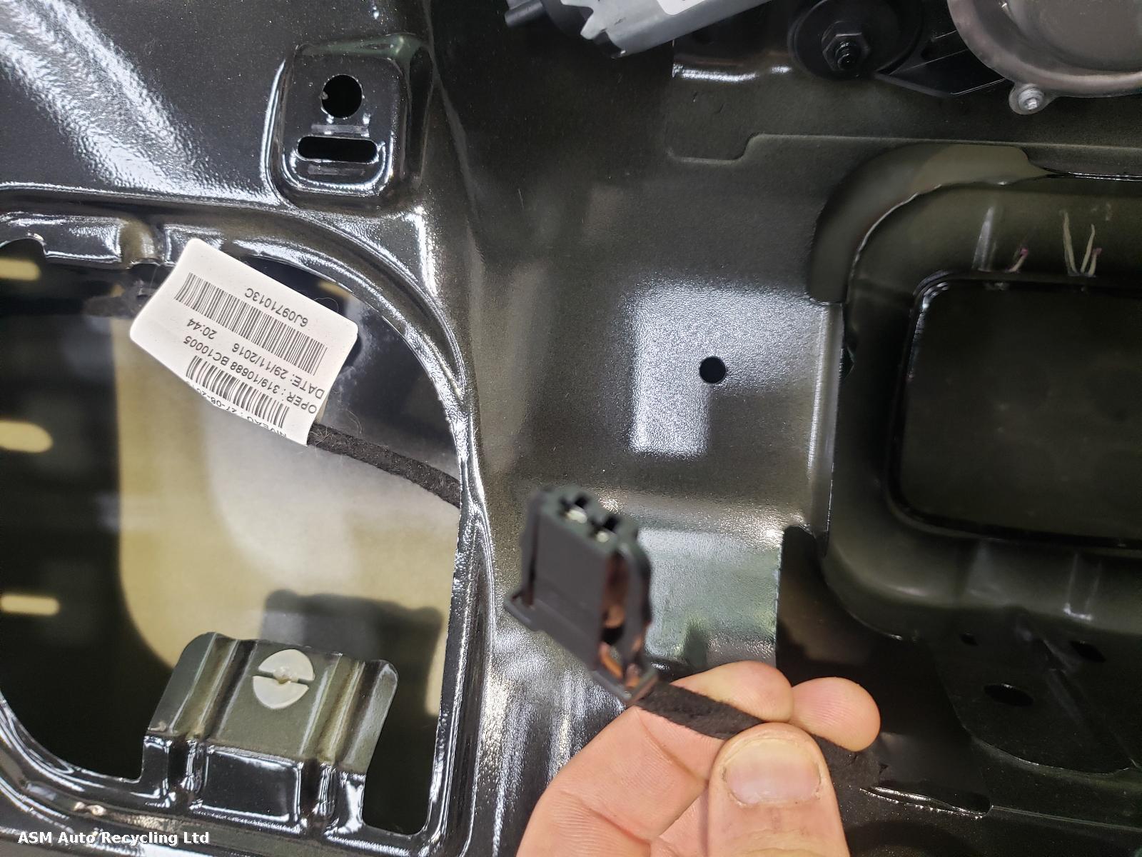 View Auto part Bootlid/Tailgate Seat Ibiza 2017