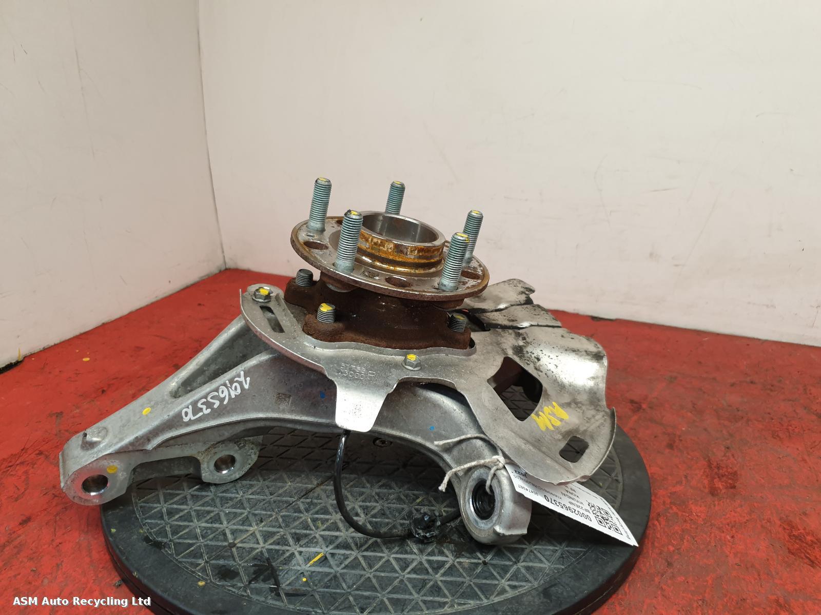 View Auto part RF Hub/Stub Axle Assembly Hyundai Kona 2022