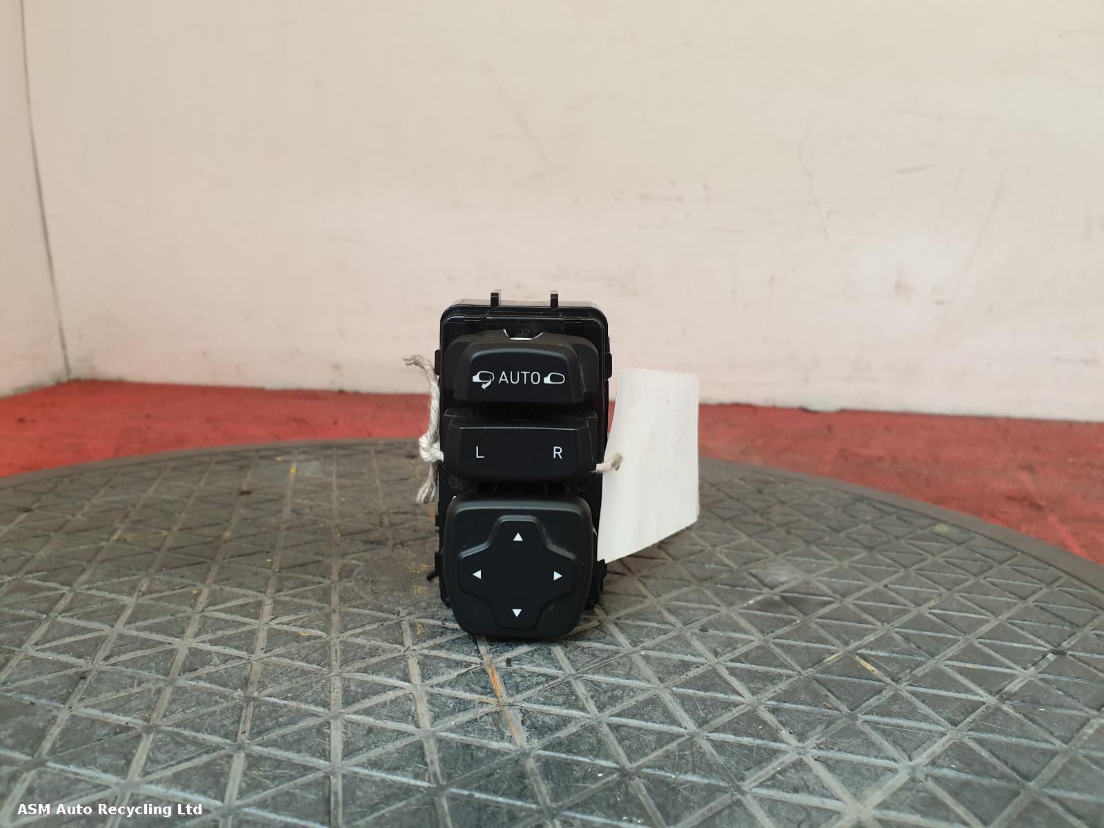 View Auto part Mirror Switch Hyundai Kona 2022