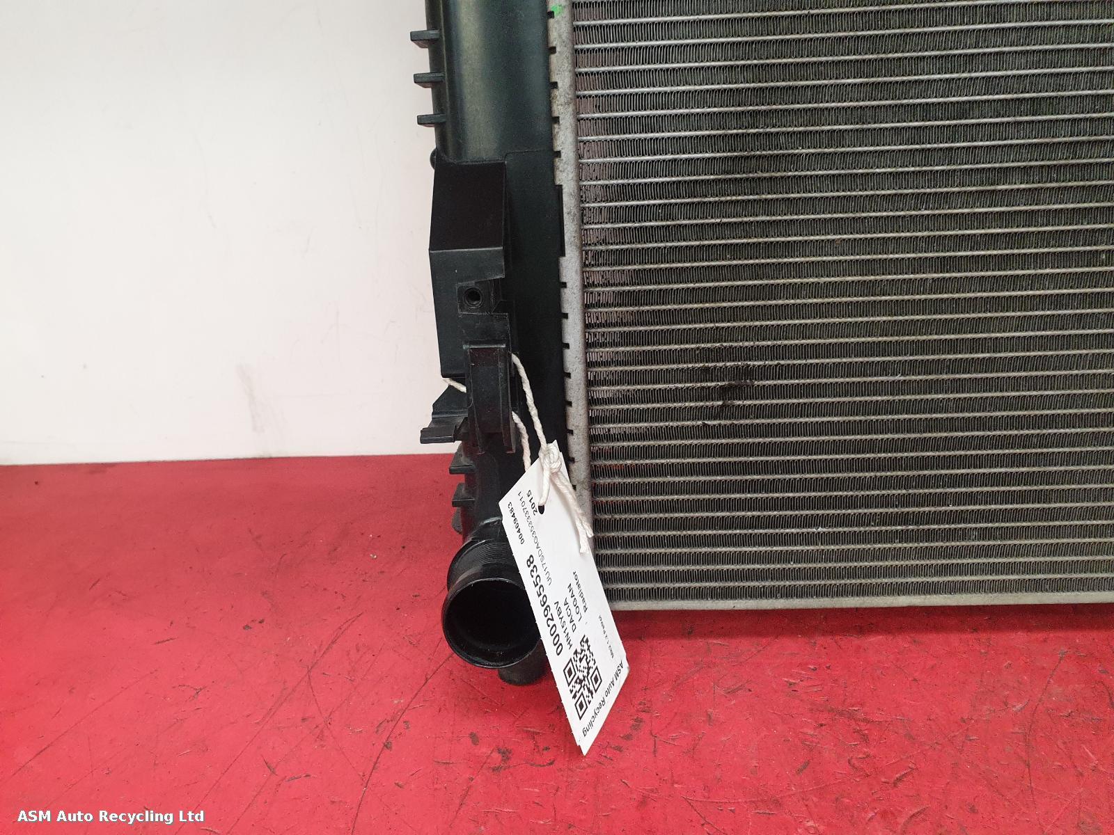 View Auto part Radiator Dacia Logan 2015