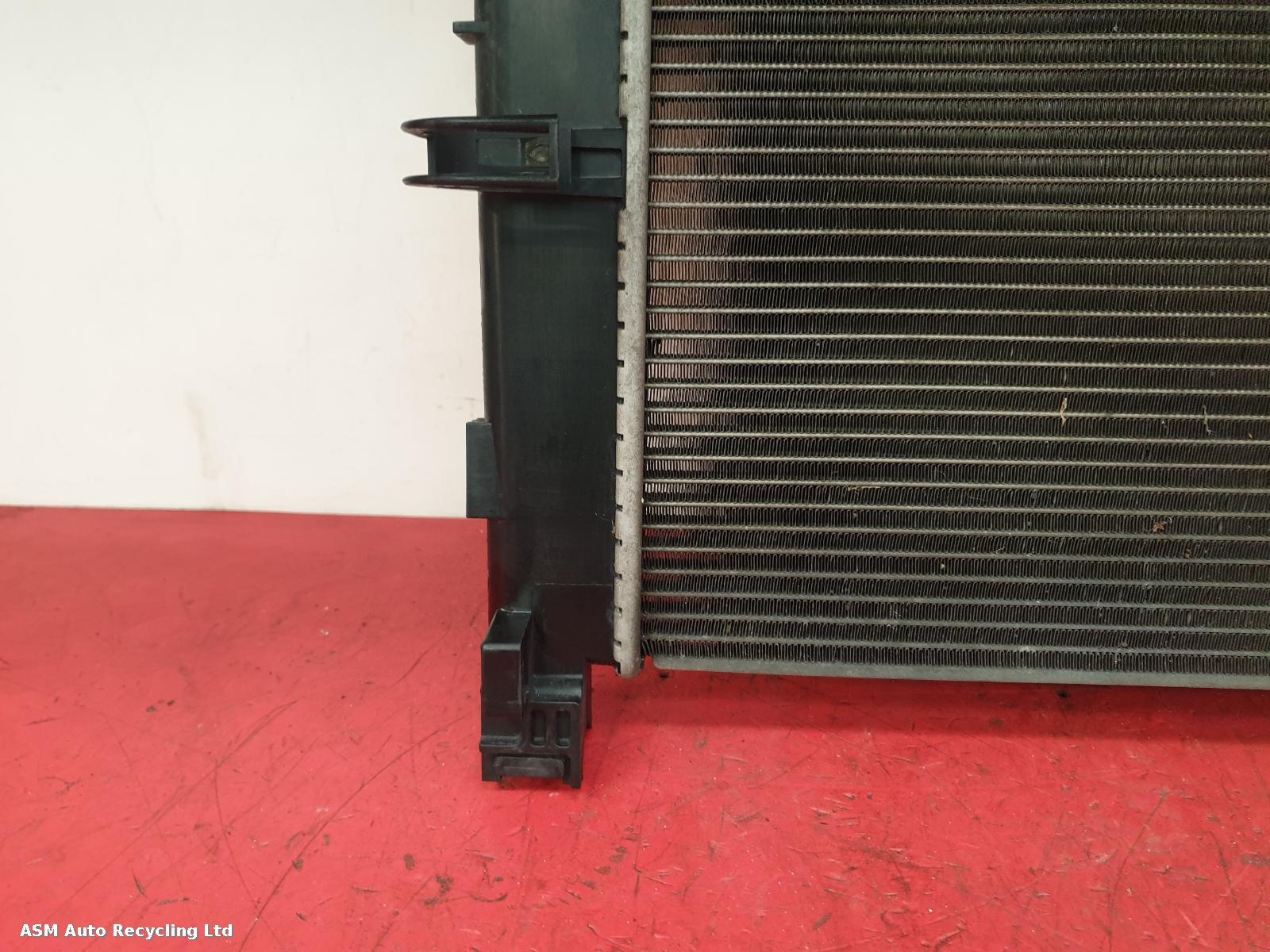 View Auto part Radiator Dacia Logan 2015