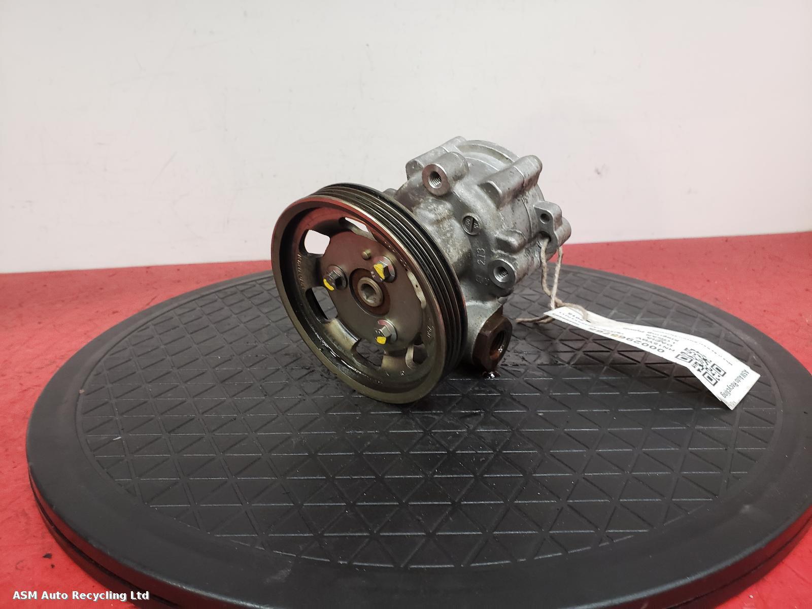 View Auto part Steering Pump Dacia Logan 2015
