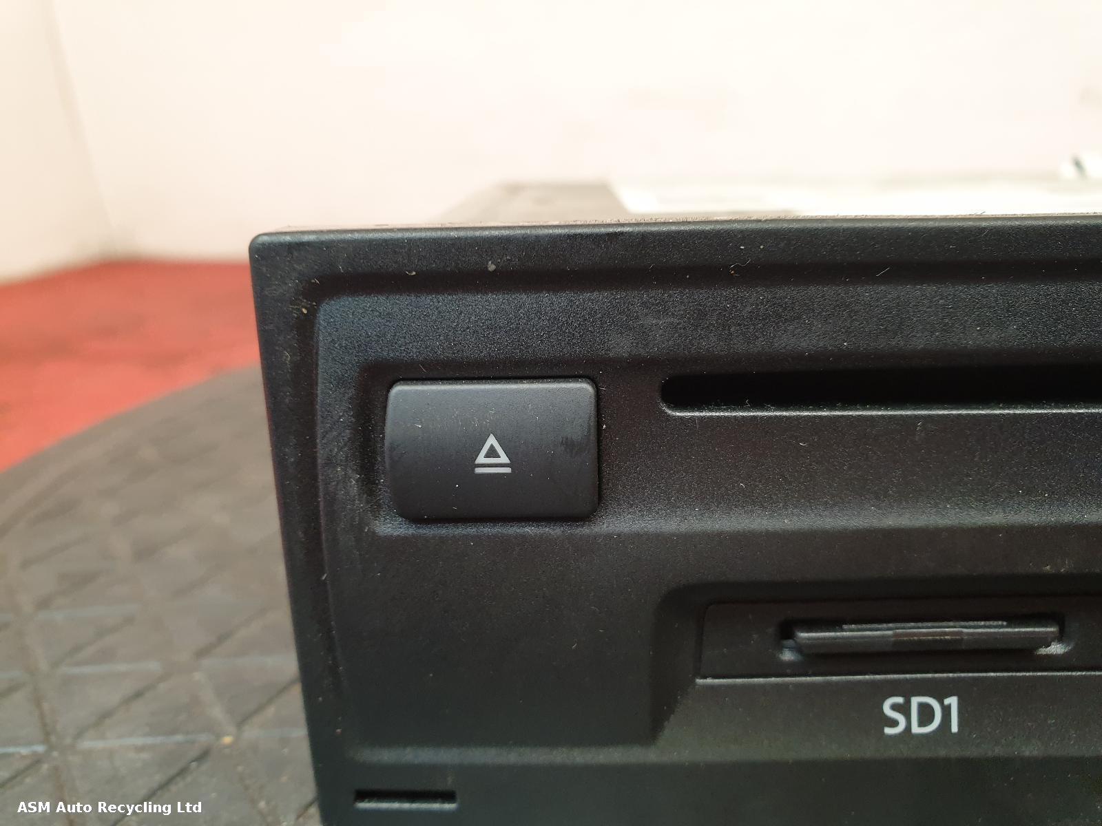 View Auto part CD Changer Seat Ibiza 2017