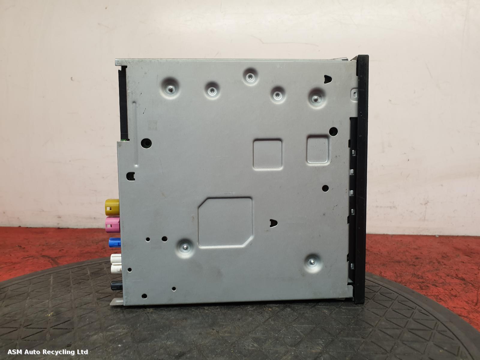 View Auto part CD Changer Seat Ibiza 2017