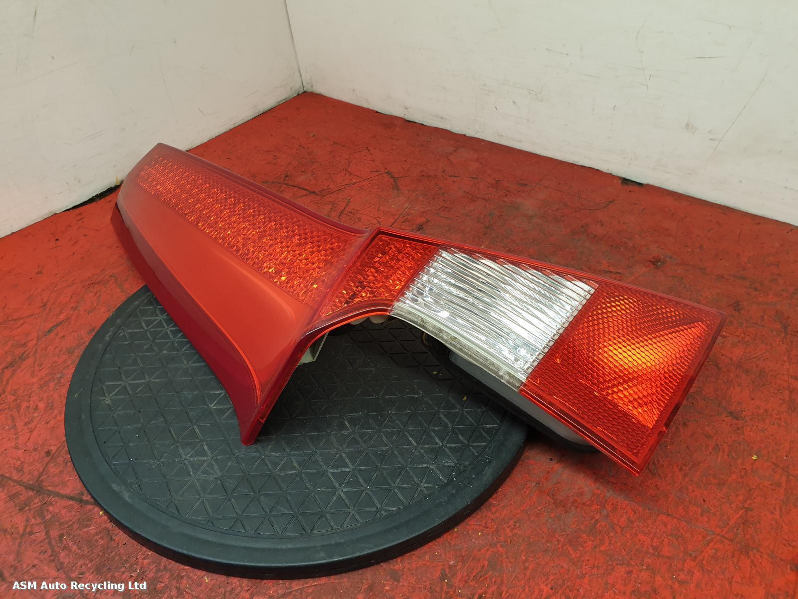 View Auto part L Taillight Volvo V70 2009