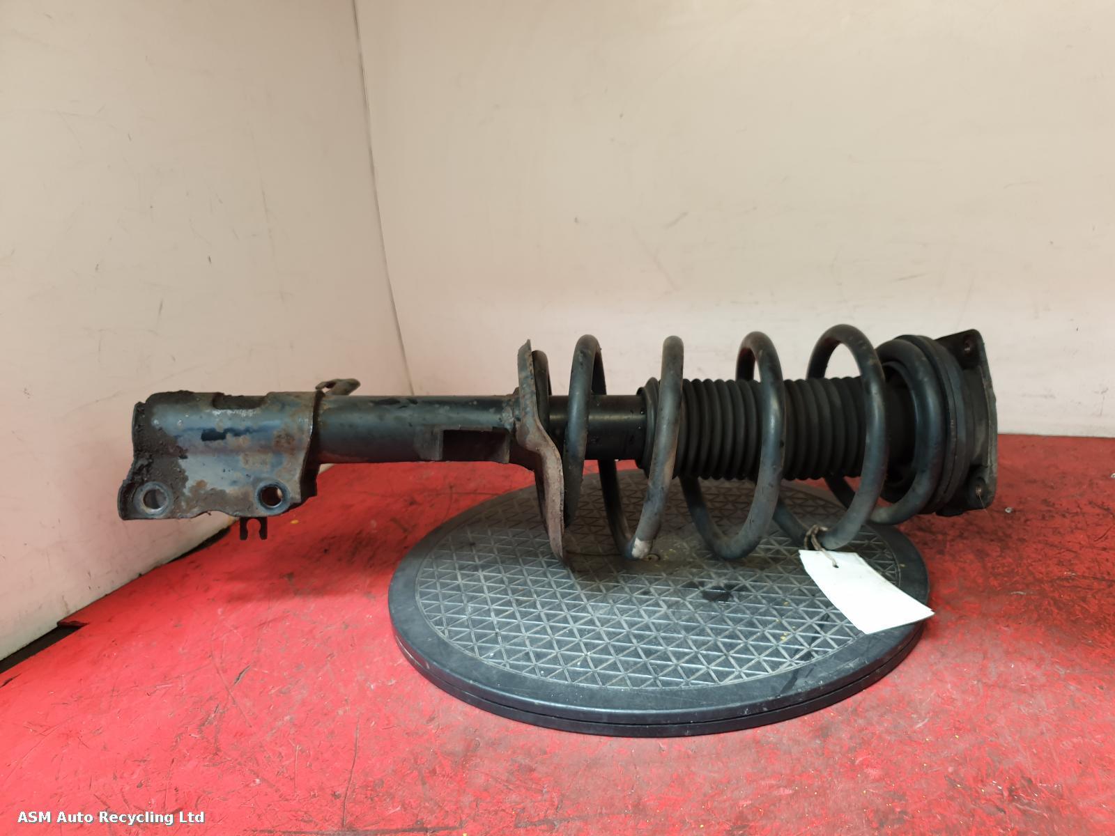 View Auto part RF Strut Nissan Qashqai 2008