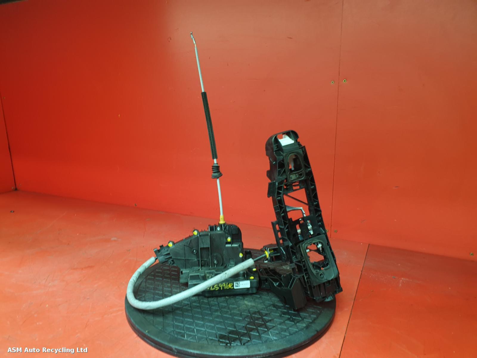 View Auto part Door Lock Assembly Mercedes Gle Class 2016