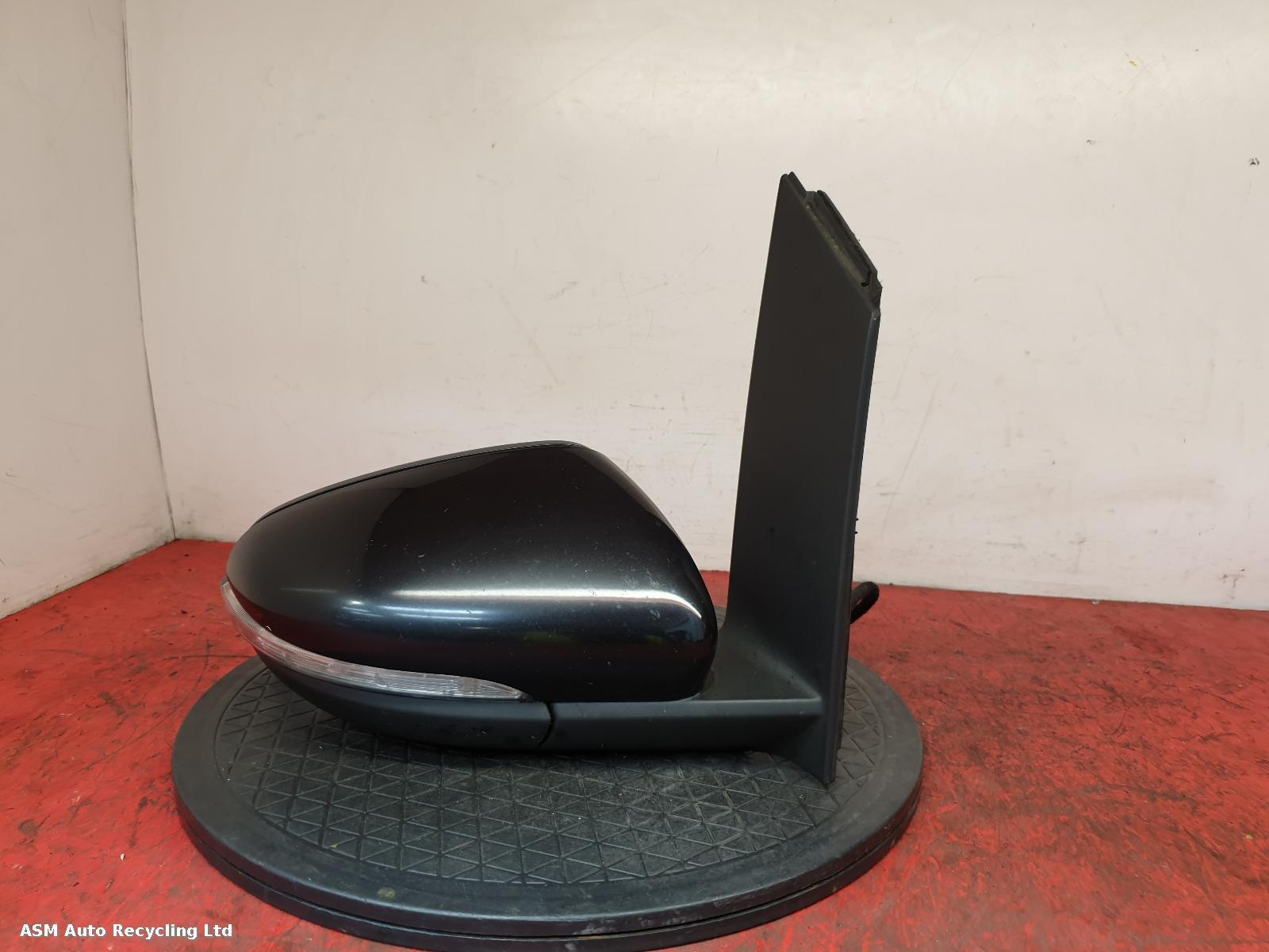 View Auto part R Door Mirror Volkswagen Touran 2010