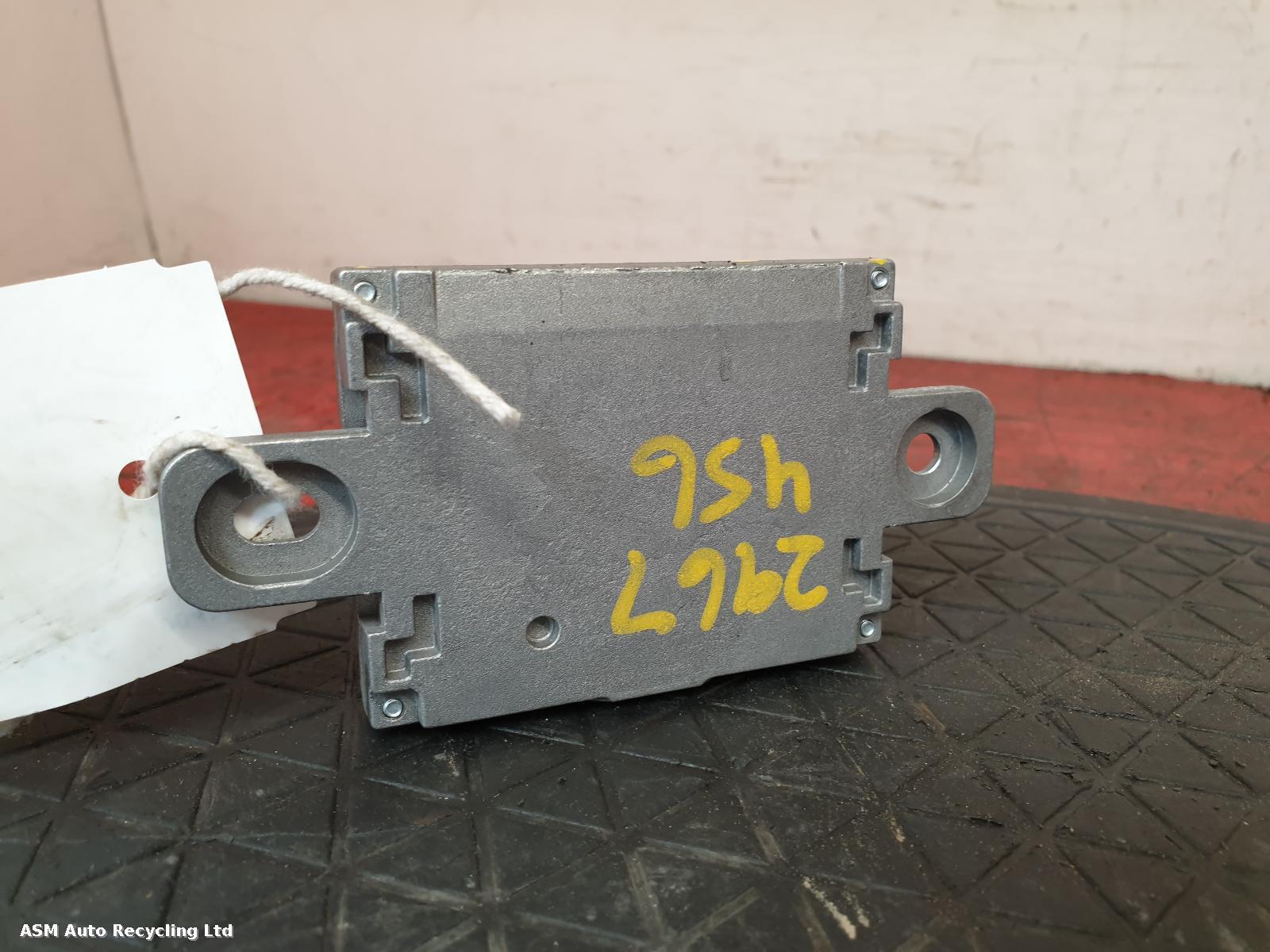 View Auto part ECU Land Rover Defender 2022