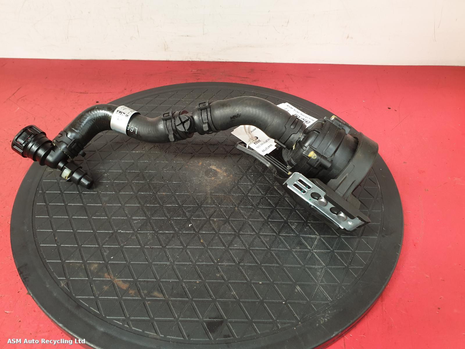 View Auto part Water Pump Land Rover Defender 2022