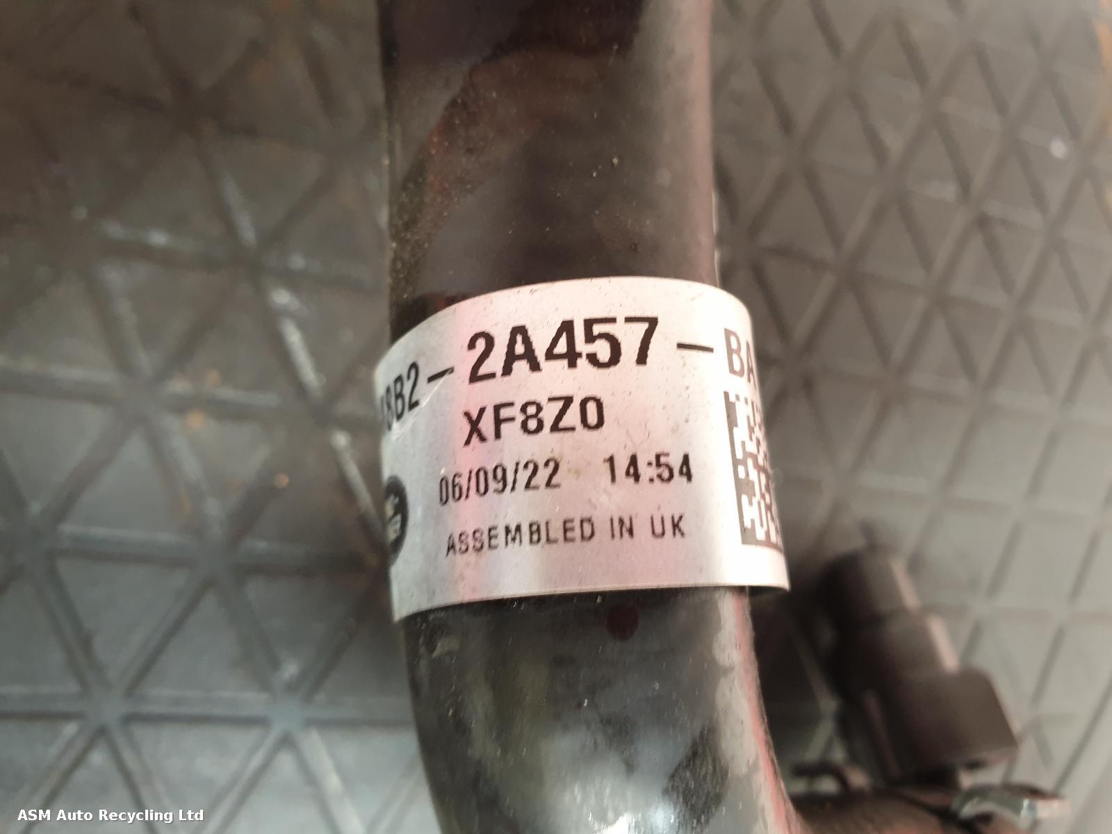View Auto part Water Pump Land Rover Defender 2022