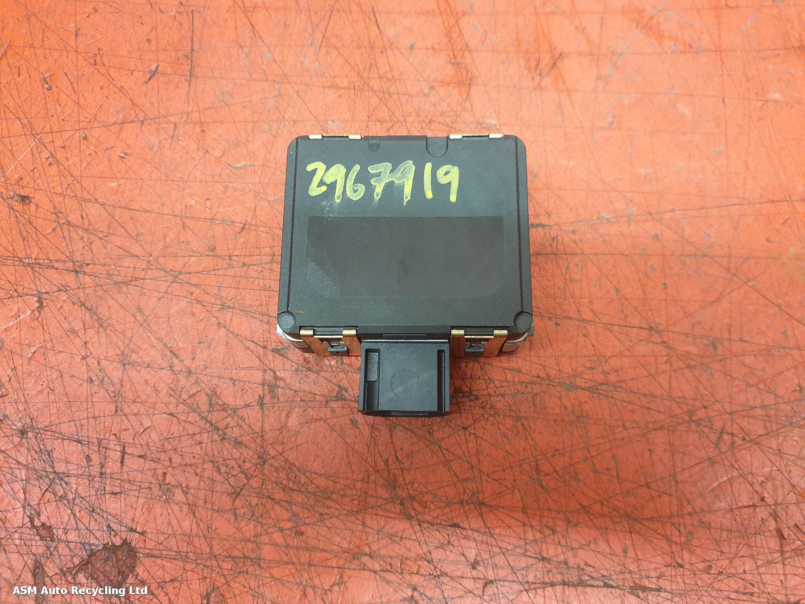 View Auto part Misc Land Rover Defender 2022