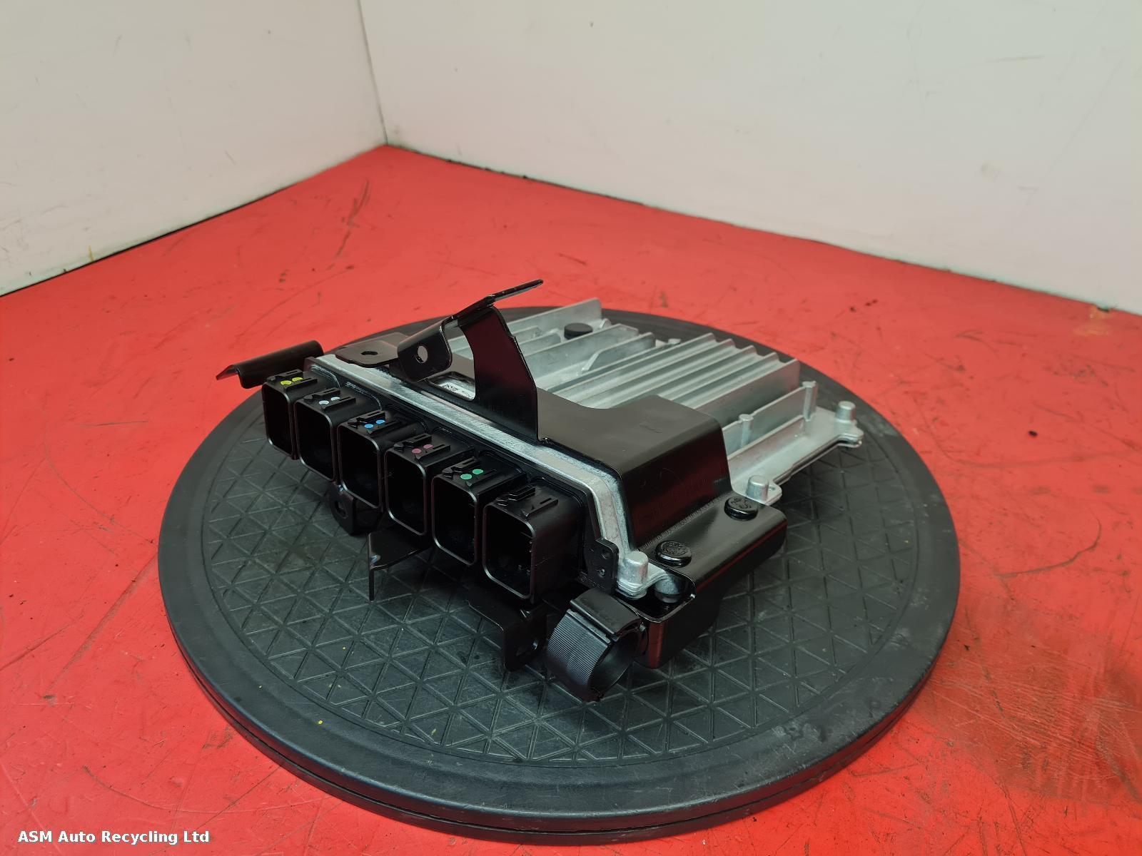 View Auto part ECU Land Rover Defender 2022