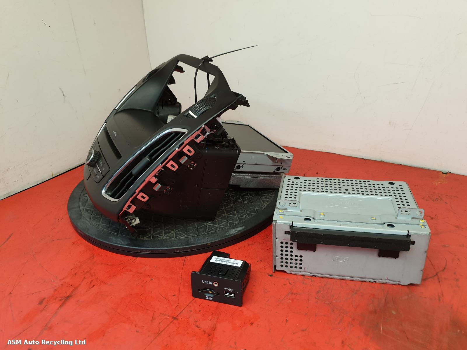 View Auto part Radio Display Ford Focus 2015