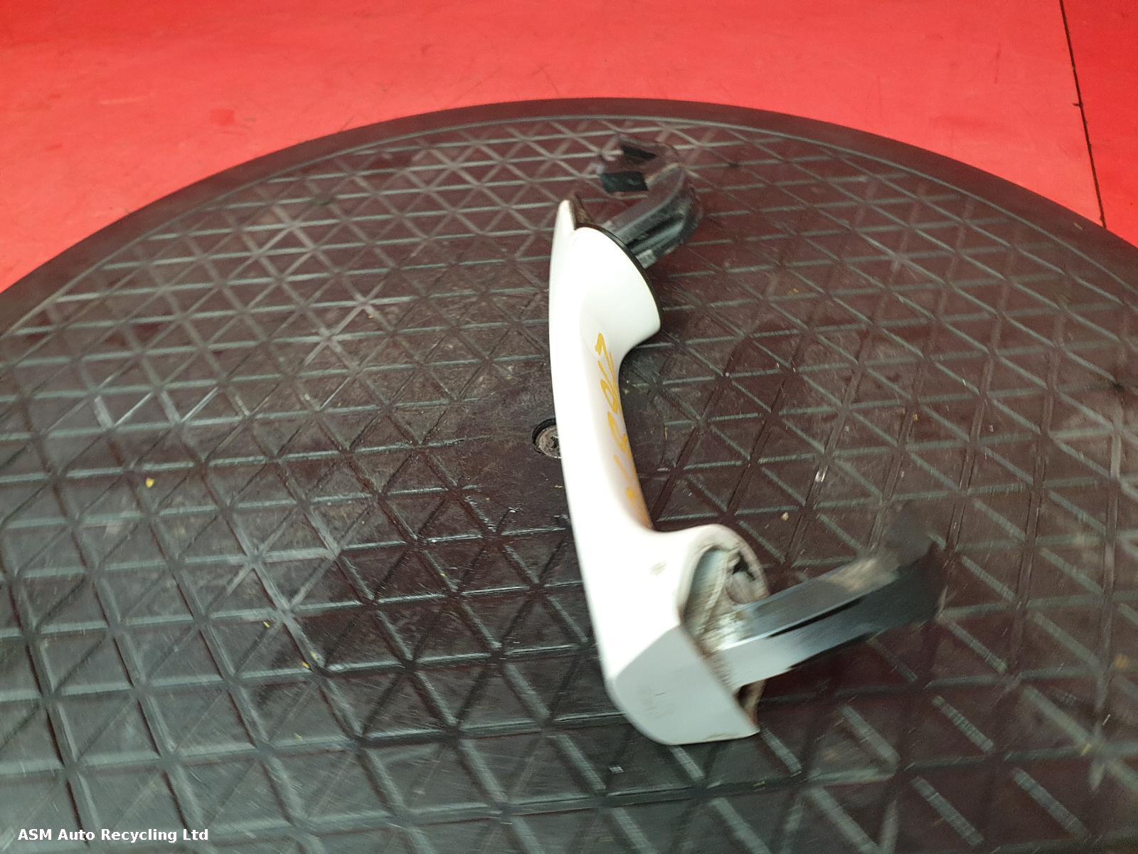 View Auto part Door Handle Volvo Xc70 2011