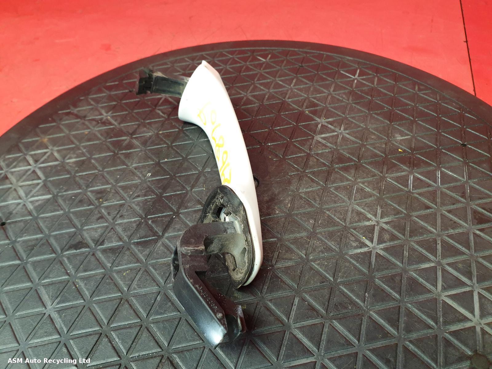 View Auto part Door Handle Volvo Xc70 2011