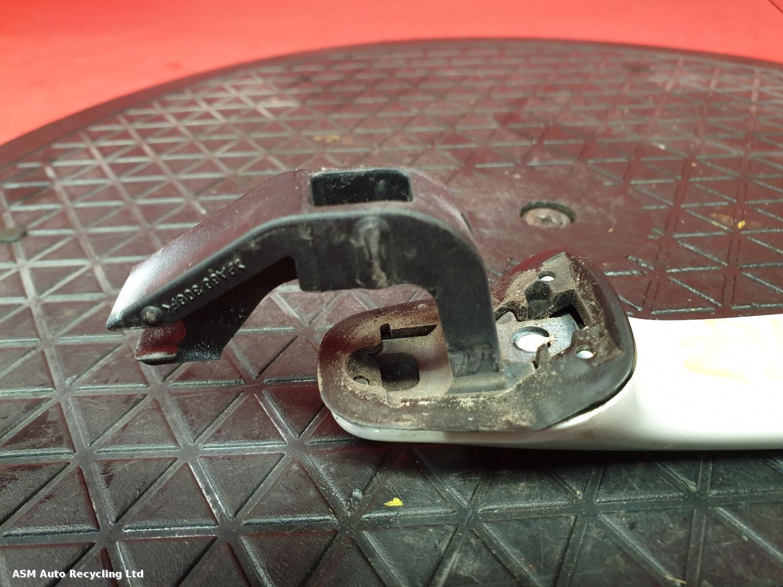 View Auto part Door Handle Volvo Xc70 2011