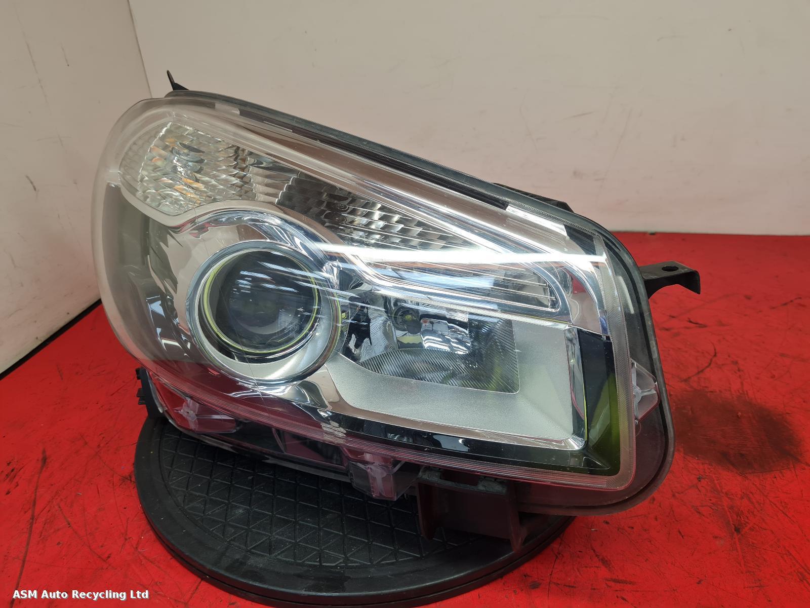 View Auto part R Headlamp Nissan Qashqai 2010