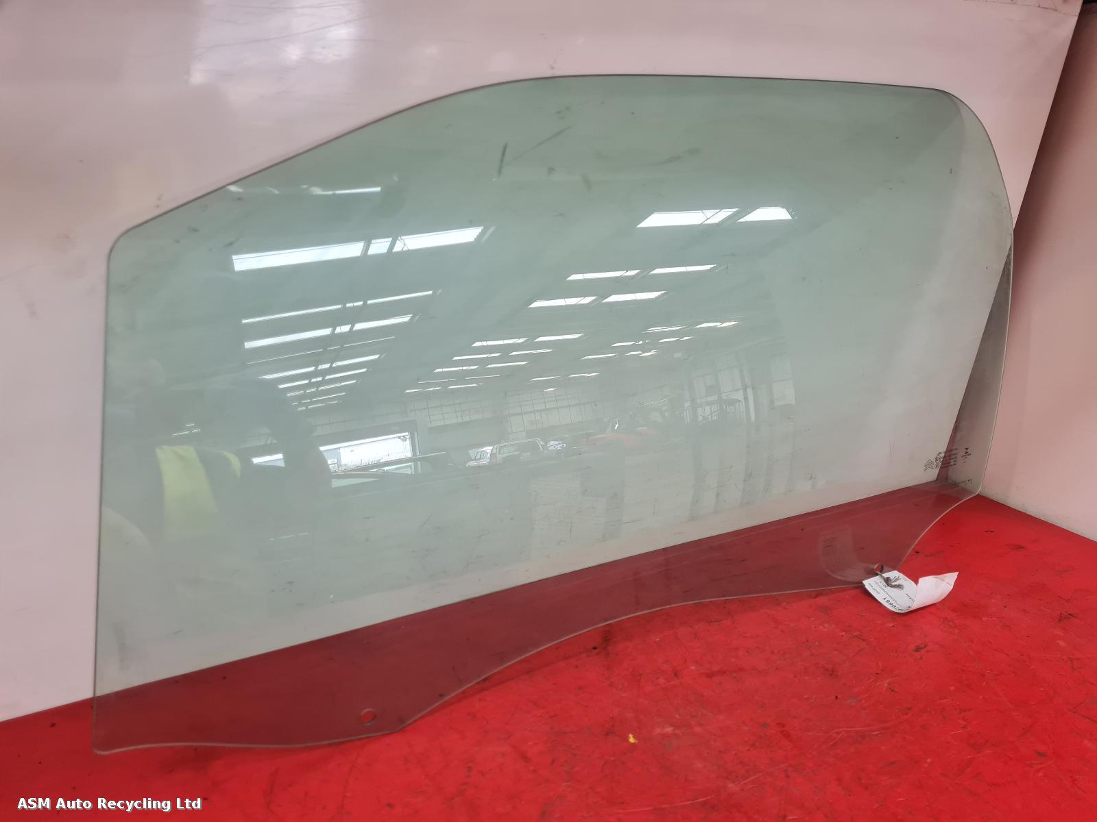 View Auto part LF Door Window Citroen Ds3 2013