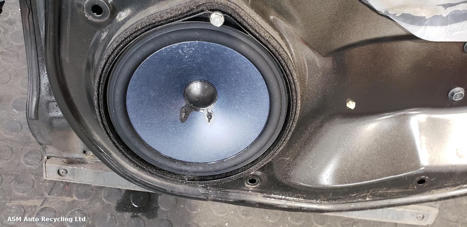 View Auto part R Rear Door Honda Crv 2008