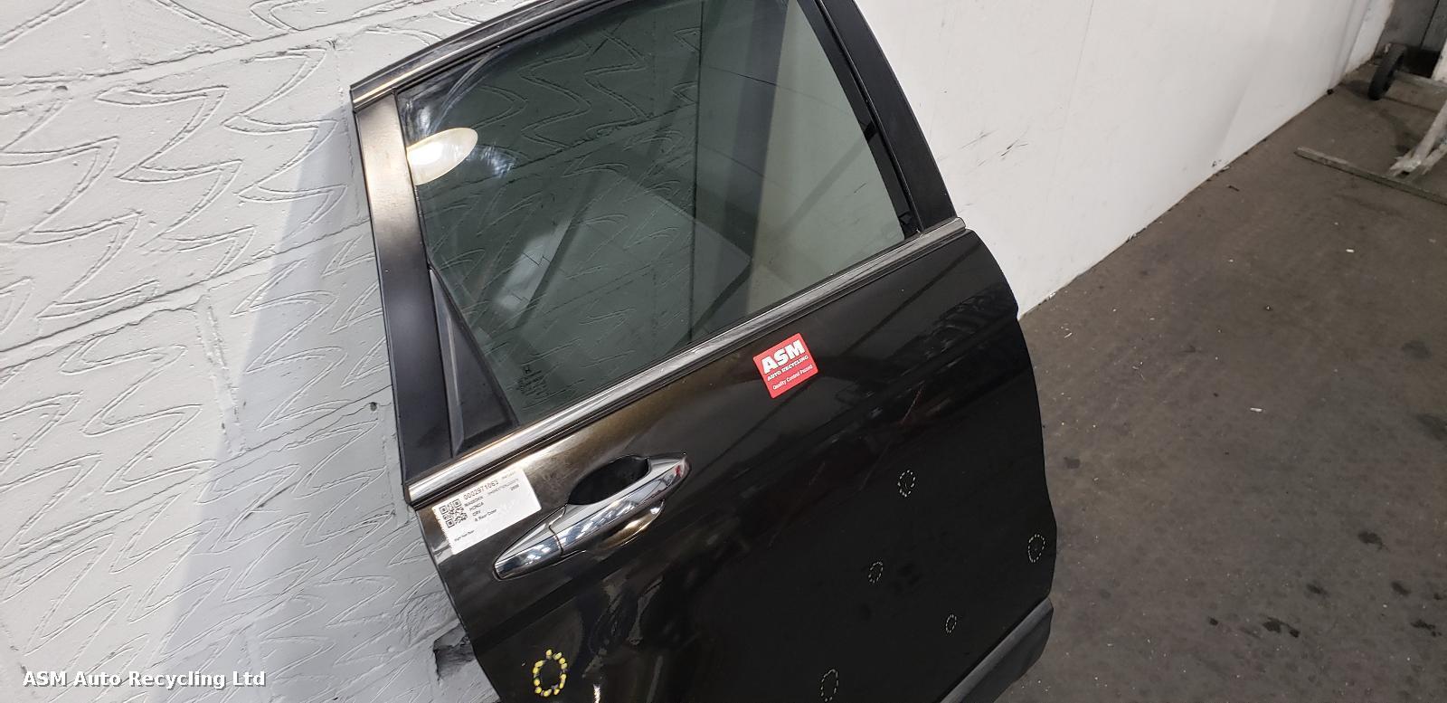 View Auto part R Rear Door Honda Crv 2008