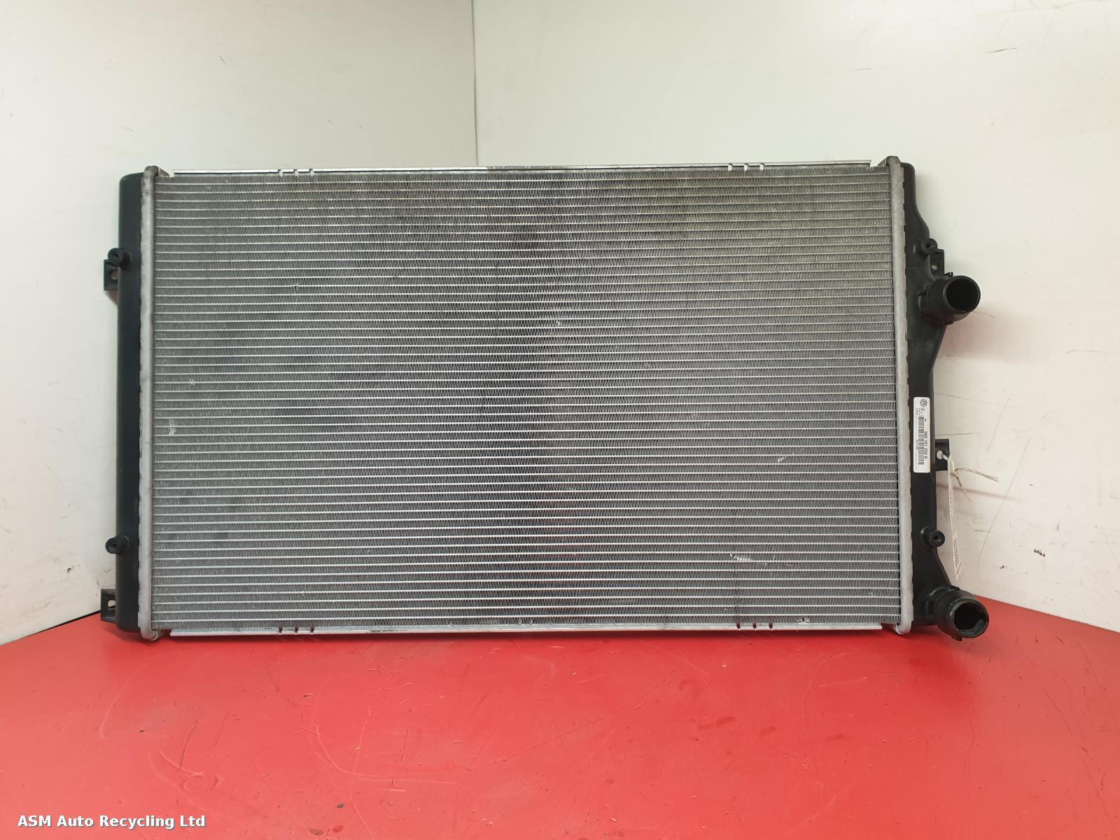 View Auto part Radiator Volkswagen Scirocco 2016