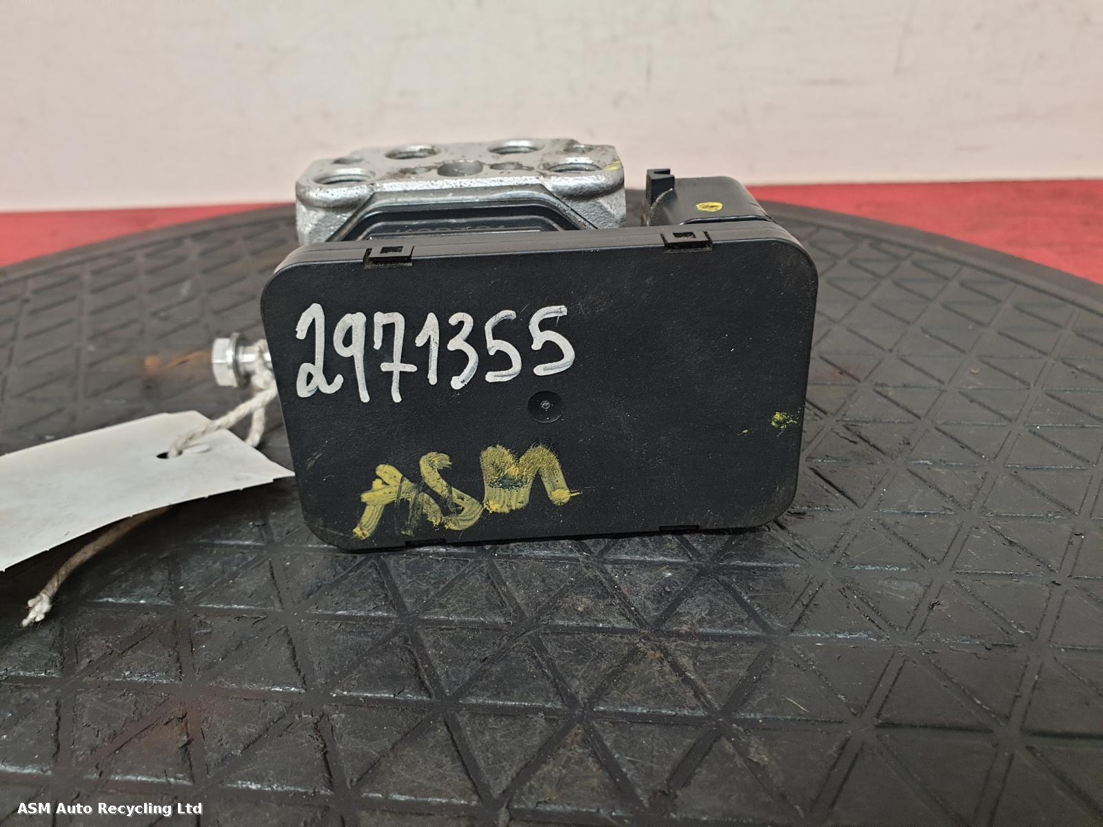 View Auto part ABS Pump/Modulator Honda Nss 300 Forza 2019
