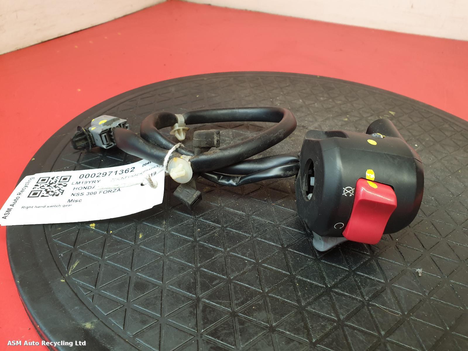 View Auto part RH Switch Gear Honda Nss 300 Forza 2019