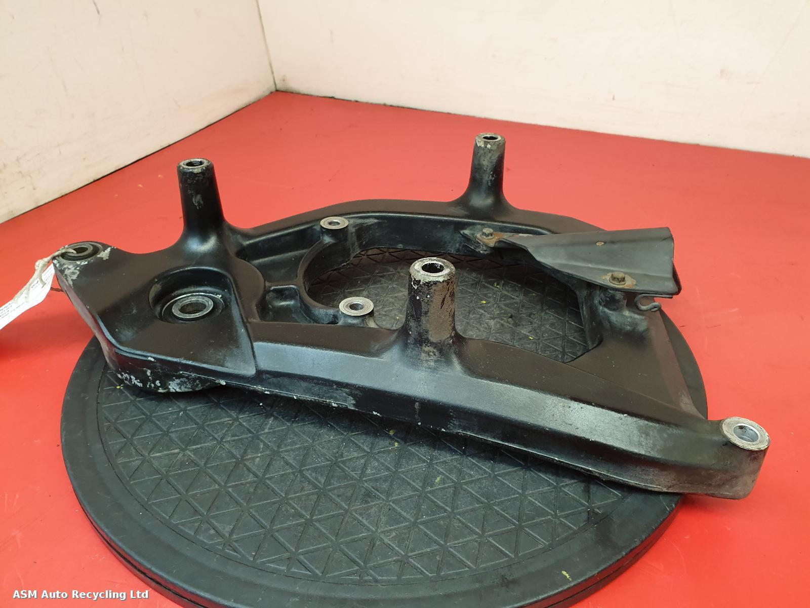 View Auto part Swing Arm Honda Nss 300 Forza 2019