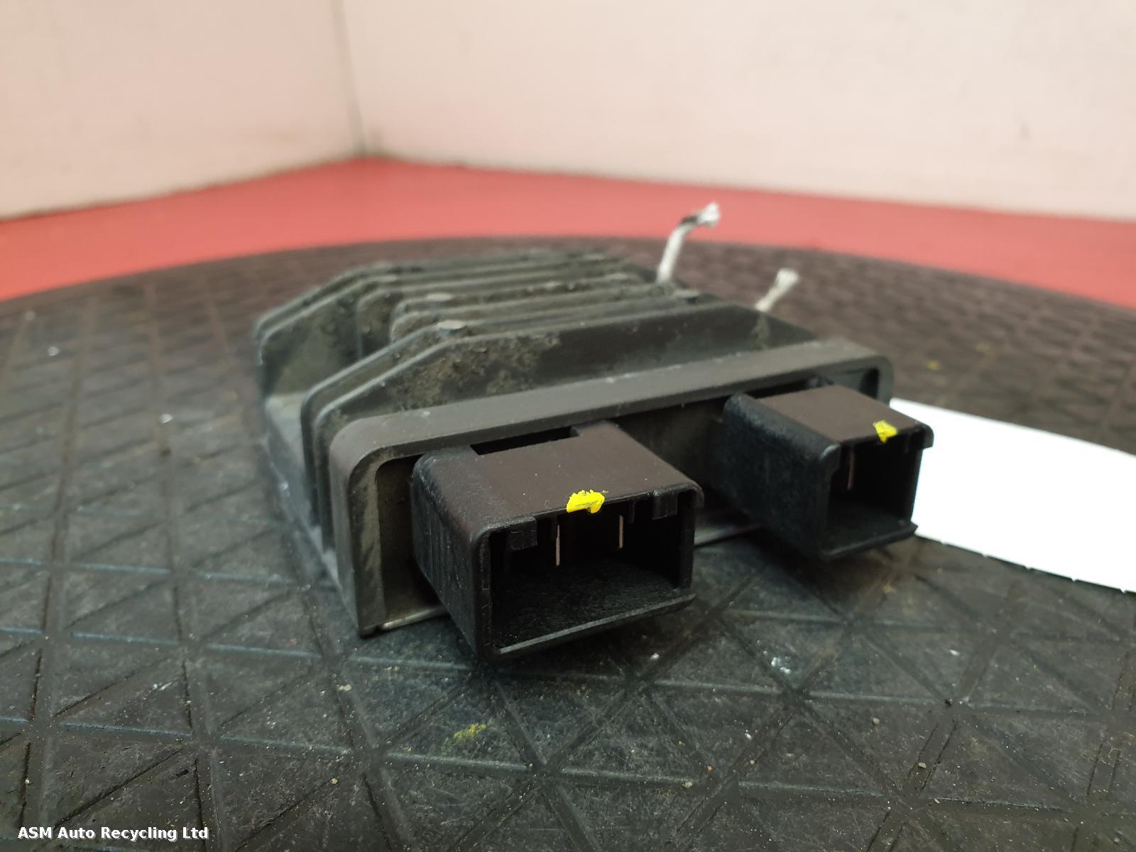 View Auto part Regulator/Rectifier Honda Nss 300 Forza 2019