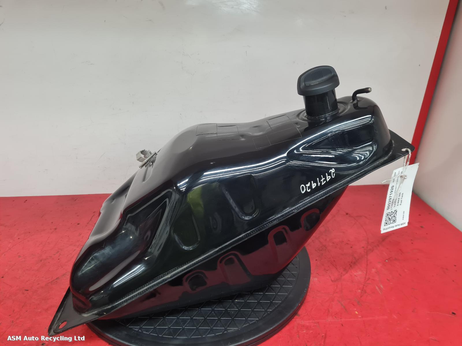 View Auto part Fuel Tank Yamaha X-max 300 2020