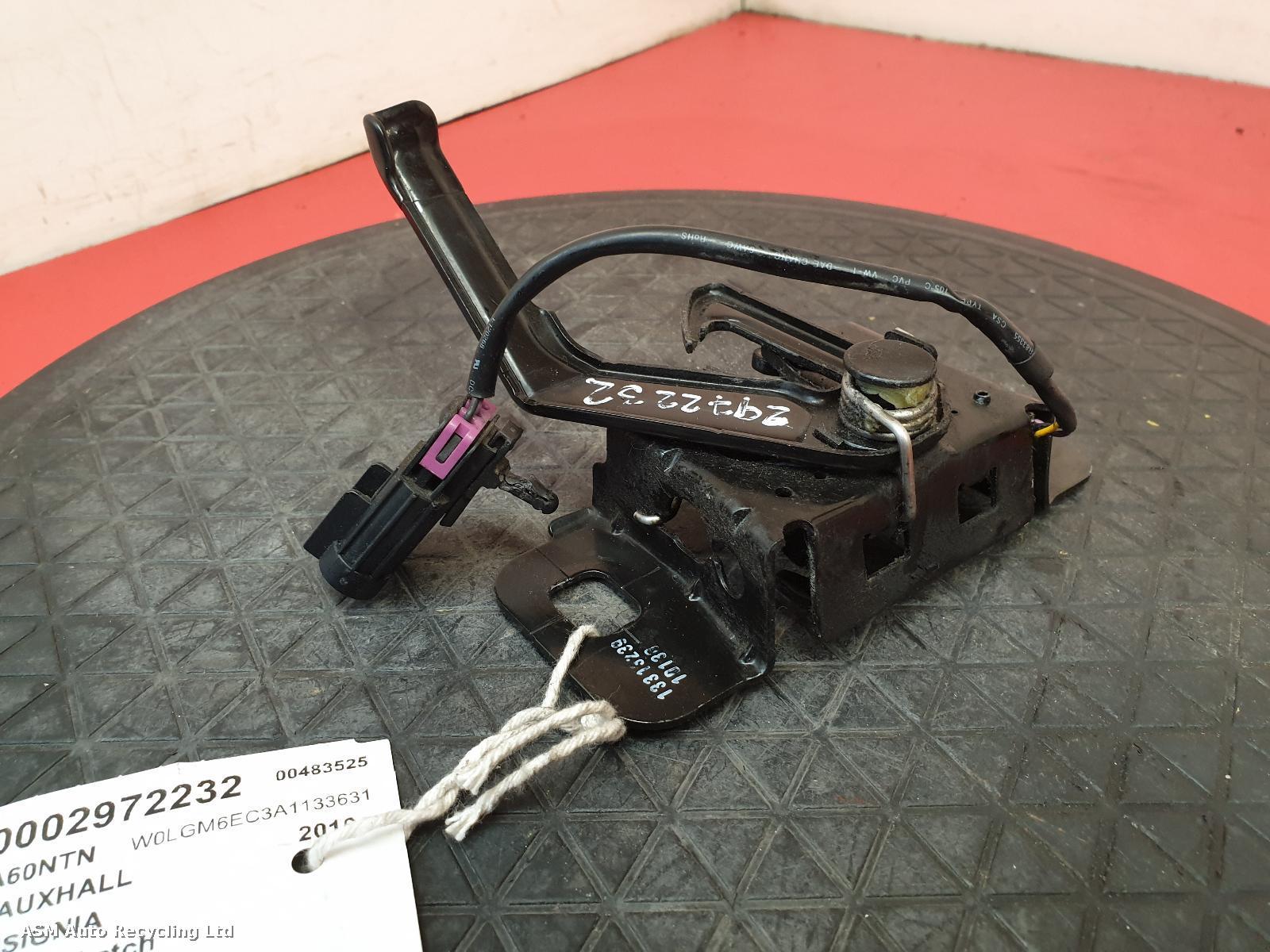 View Auto part Bonnet Latch Vauxhall Insignia 2010