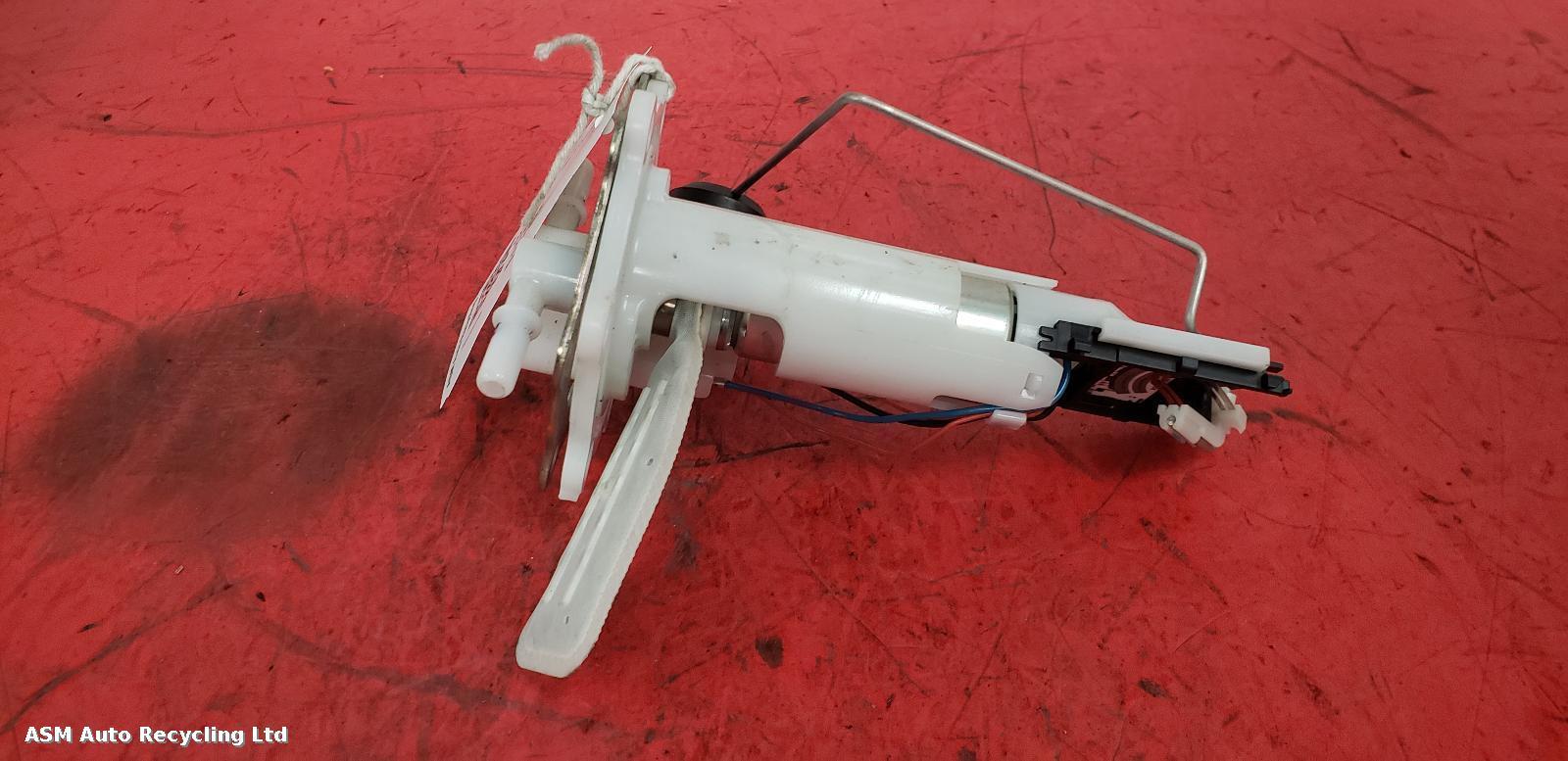 View Auto part Fuel Pump Ktm 125 Duke 2021