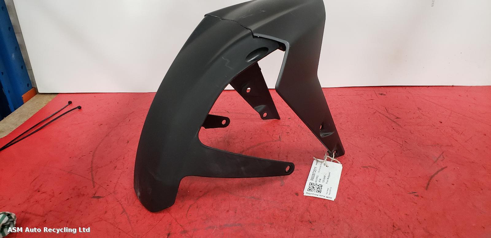 View Auto part Front Mudguard Ktm 125 Duke 2021