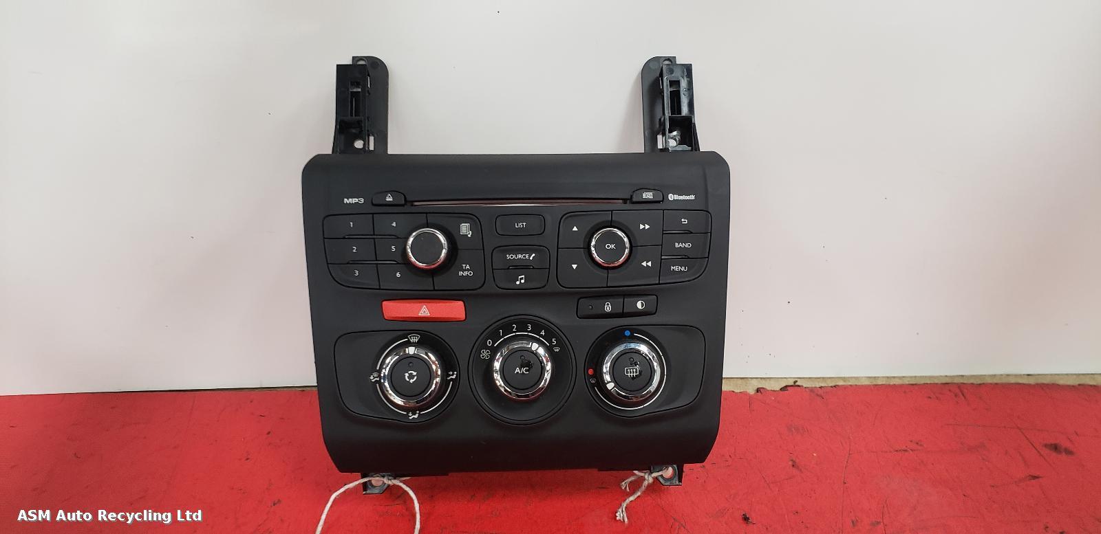 View Auto part A/V Equipment Citroen C4 2017