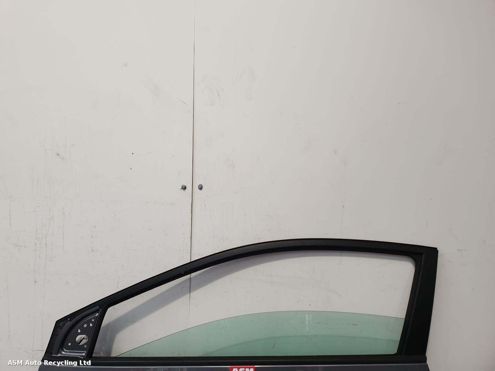 View Auto part L Front Door Hyundai I30 2013