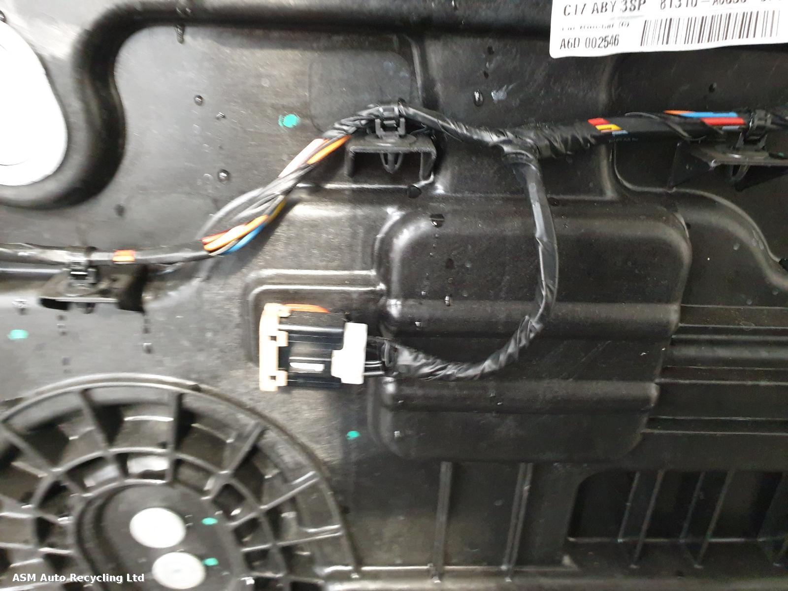 View Auto part L Front Door Hyundai I30 2013